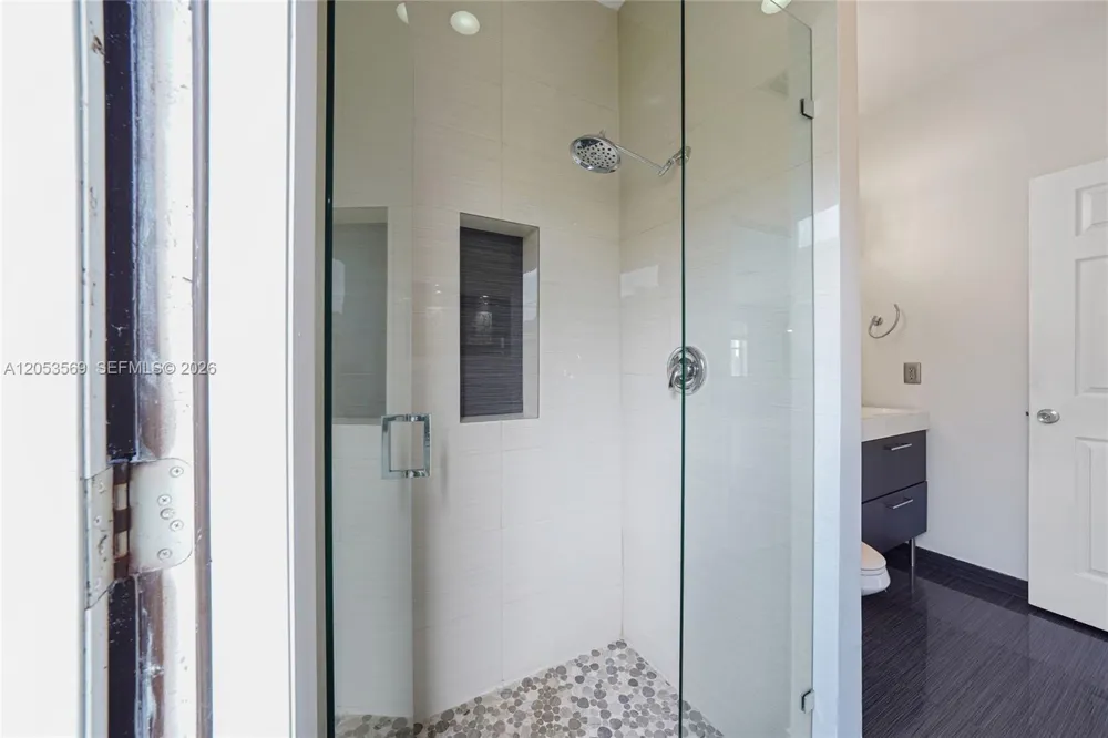 850 NW 168th Ave Pembroke Pines, FL 33028