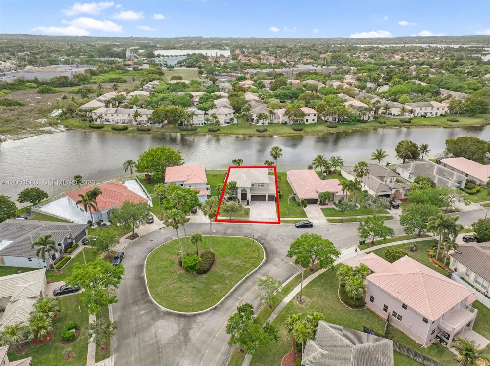 850 NW 168th Ave Pembroke Pines, FL 33028