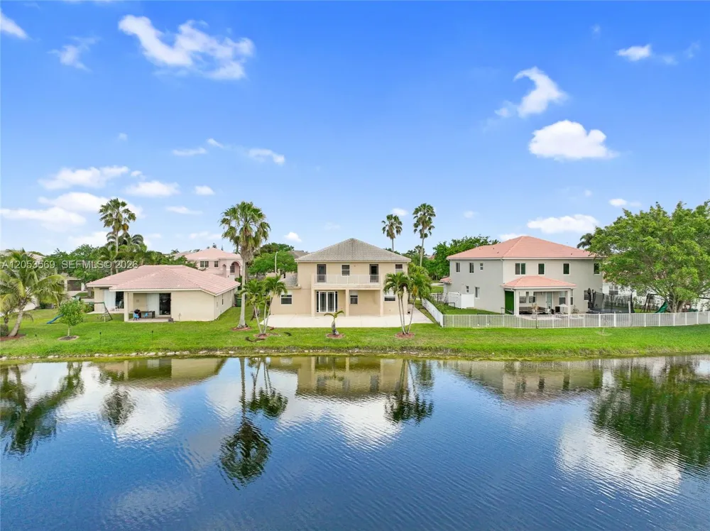 850 NW 168th Ave Pembroke Pines, FL 33028