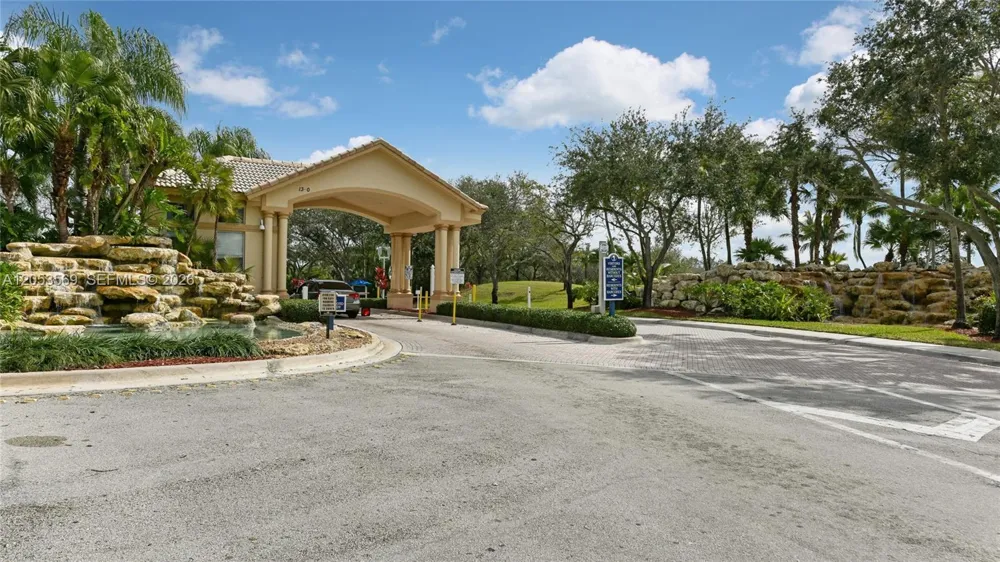 850 NW 168th Ave Pembroke Pines, FL 33028