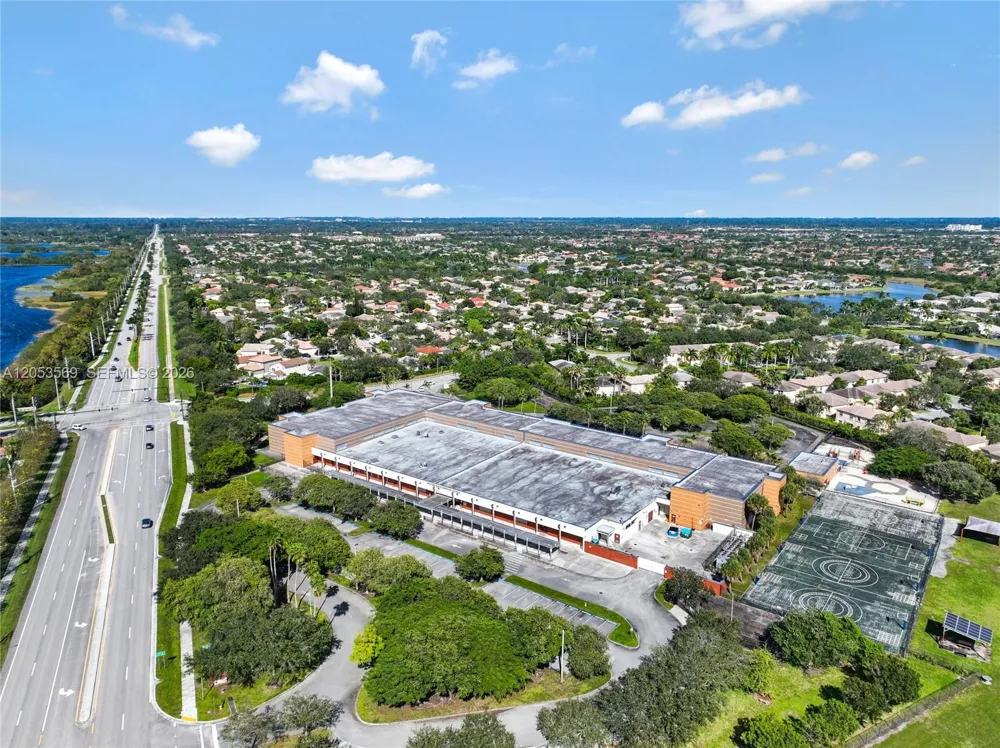 850 NW 168th Ave Pembroke Pines, FL 33028