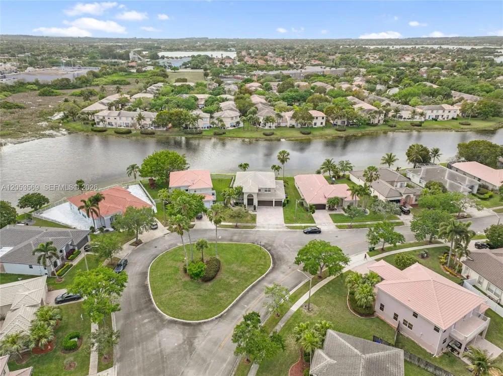 850 NW 168th Ave Pembroke Pines, FL 33028