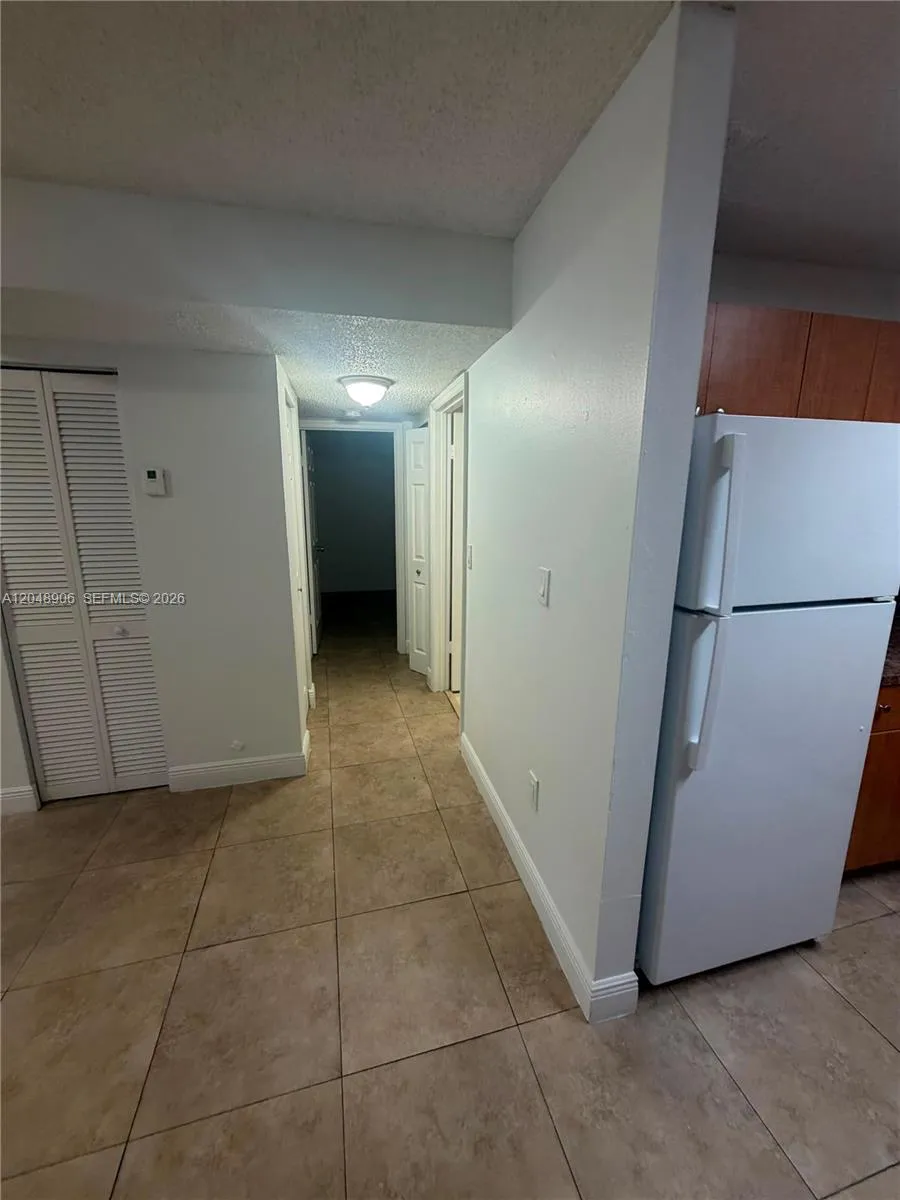 1650 W 44th Pl #119 Hialeah, FL 33012