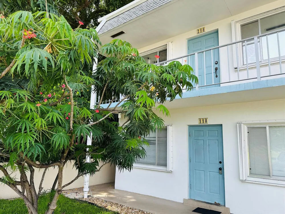 3402 CYNTHIA LANE #118 