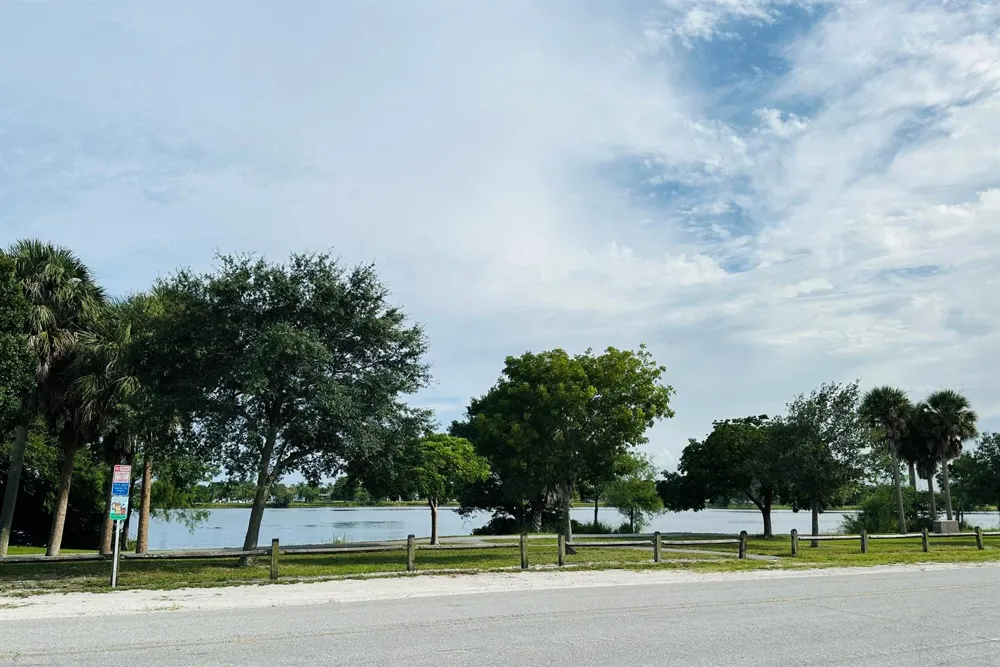 3402 CYNTHIA LANE #118 