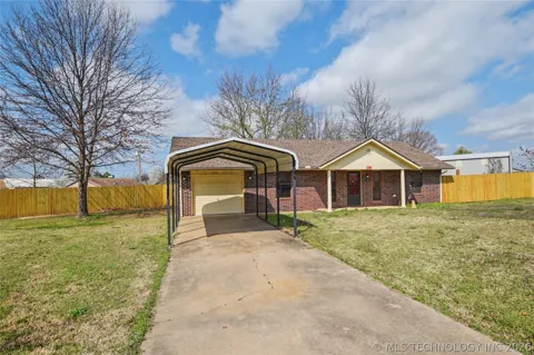 1208 SW 14th Court