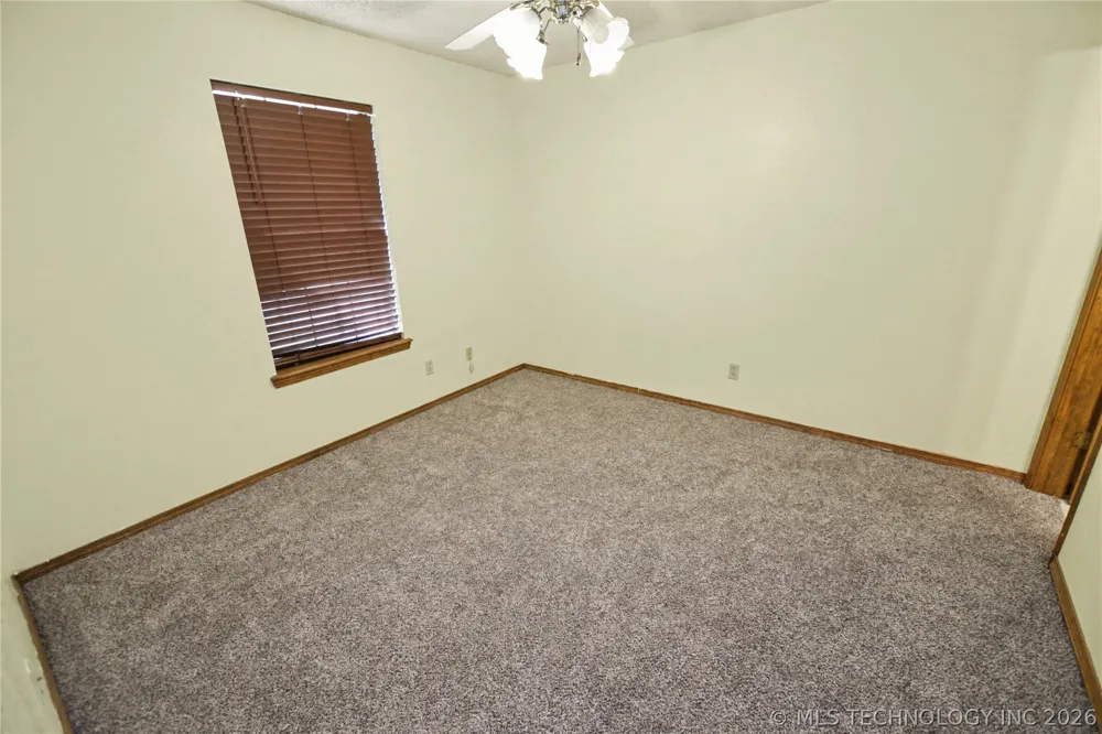 1208 SW 14th Court Wagoner, OK 74467