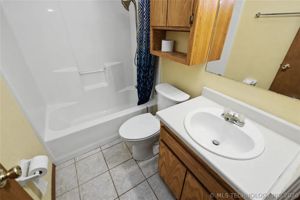 1208 SW 14th Court Wagoner, OK 74467