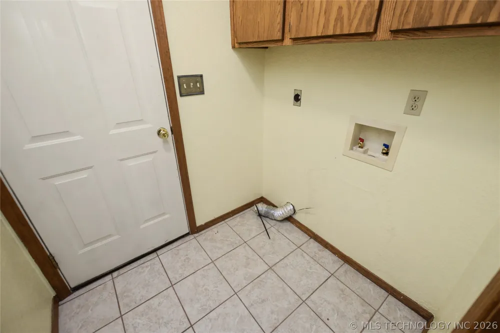 1208 SW 14th Court Wagoner, OK 74467