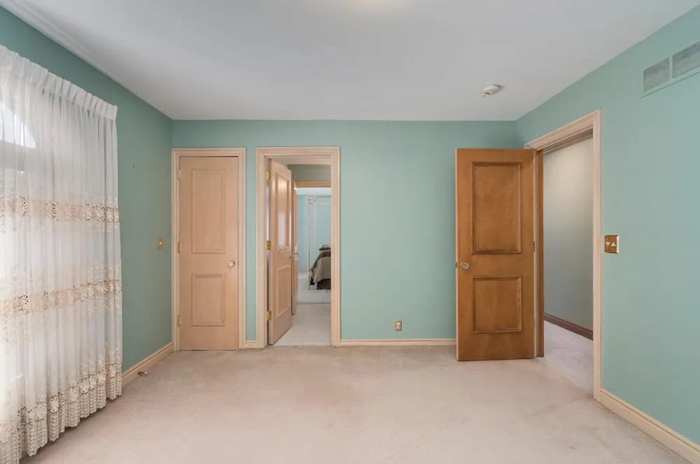 833 Lakewood Drive Rochester Hills City, MI 48309
