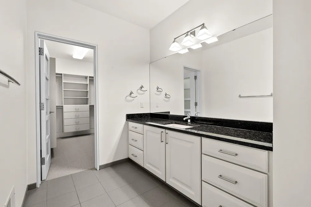 20 Hiawatha Drive Battle Creek City, MI 49015