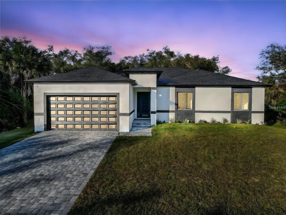 493 SYCAMORE Port Charlotte, FL 33954