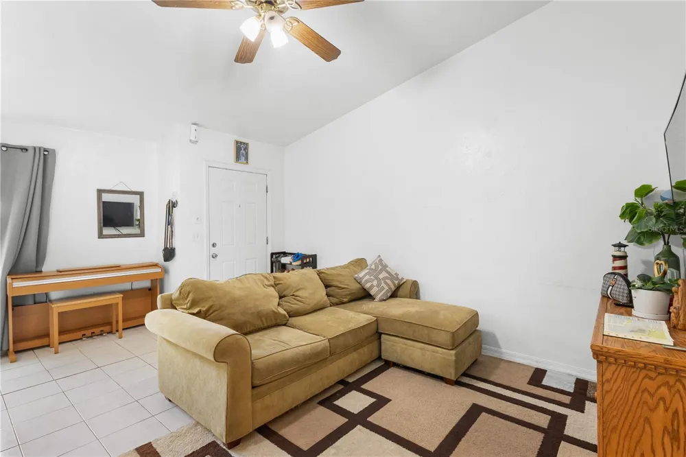 2038 SW 70TH TERRACE Gainesville, FL 32607