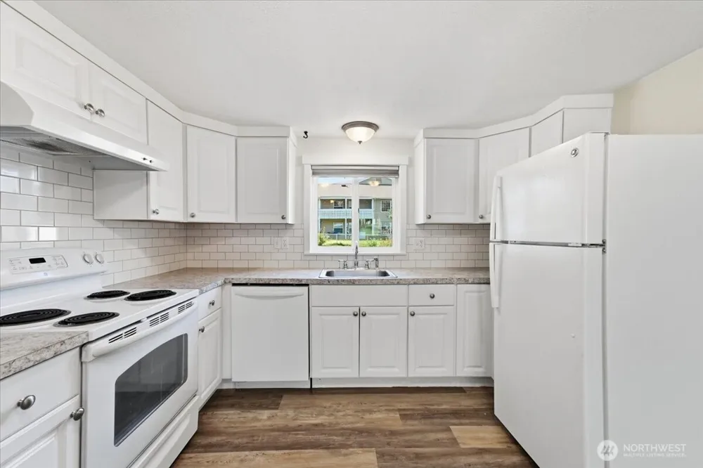 119 W Gibson Avenue Chelan, WA 98816