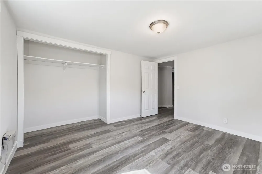 119 W Gibson Avenue Chelan, WA 98816