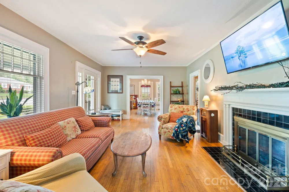 313 E Main Street Morganton, NC 28655