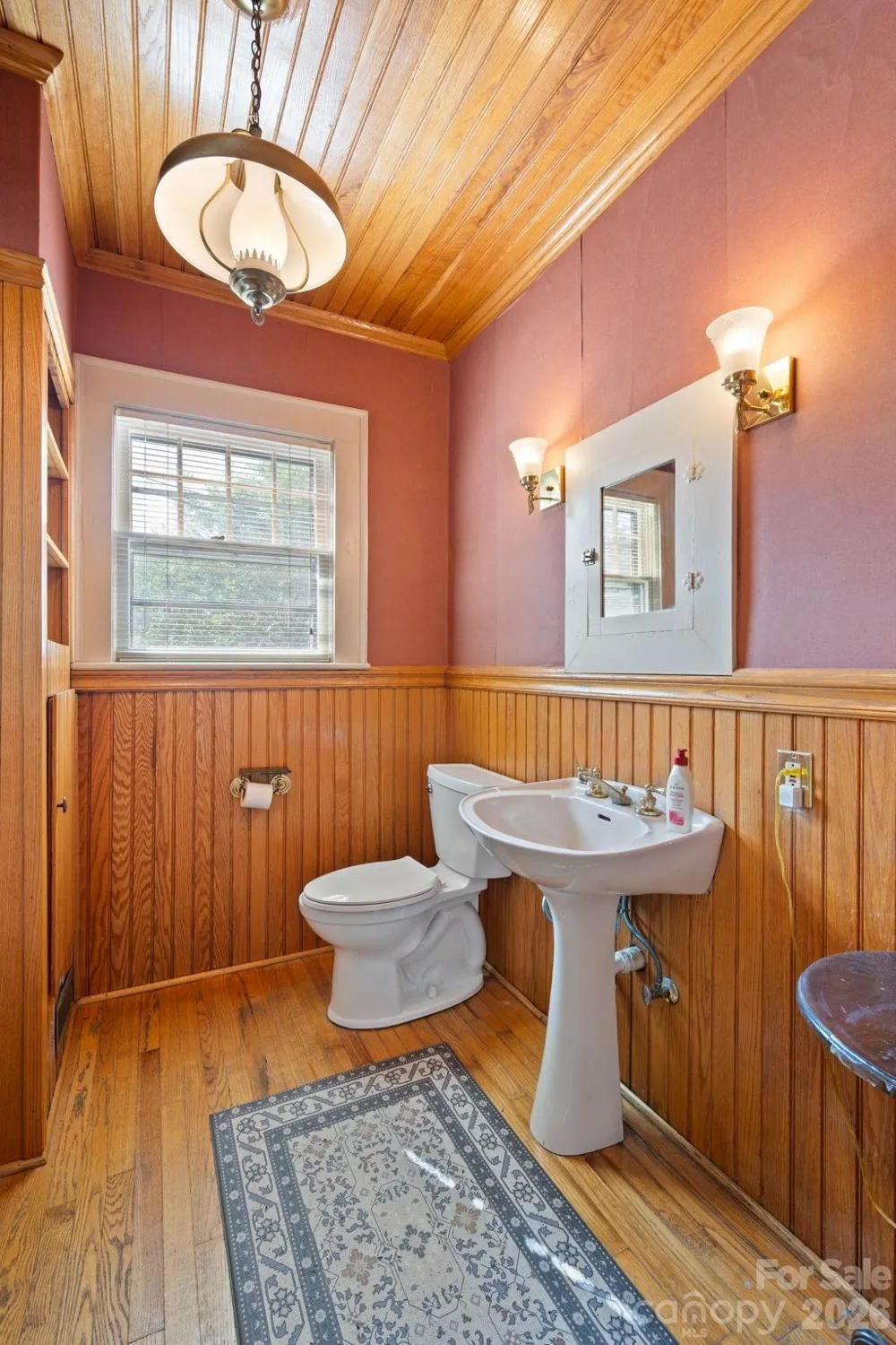 313 E Main Street Morganton, NC 28655