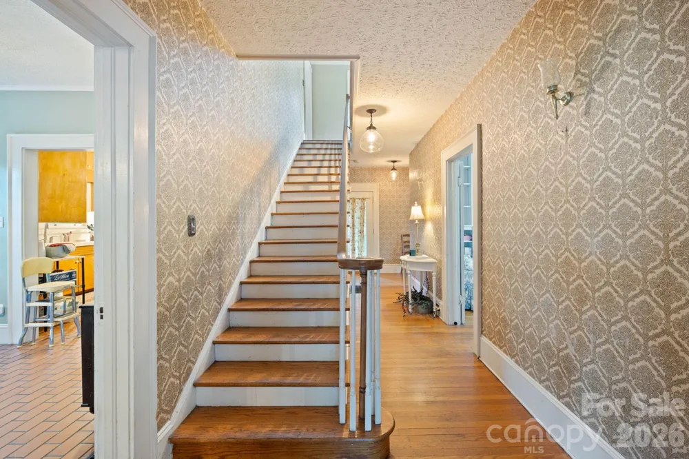 313 E Main Street Morganton, NC 28655