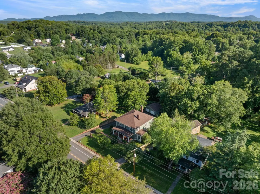 313 E Main Street Morganton, NC 28655