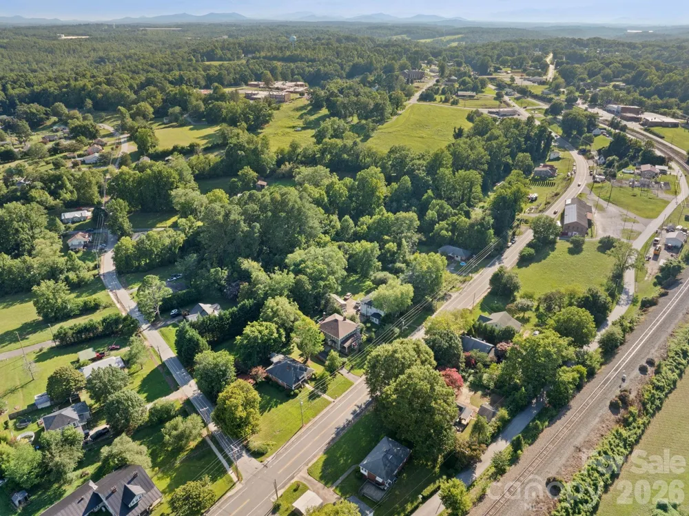 313 E Main Street Morganton, NC 28655
