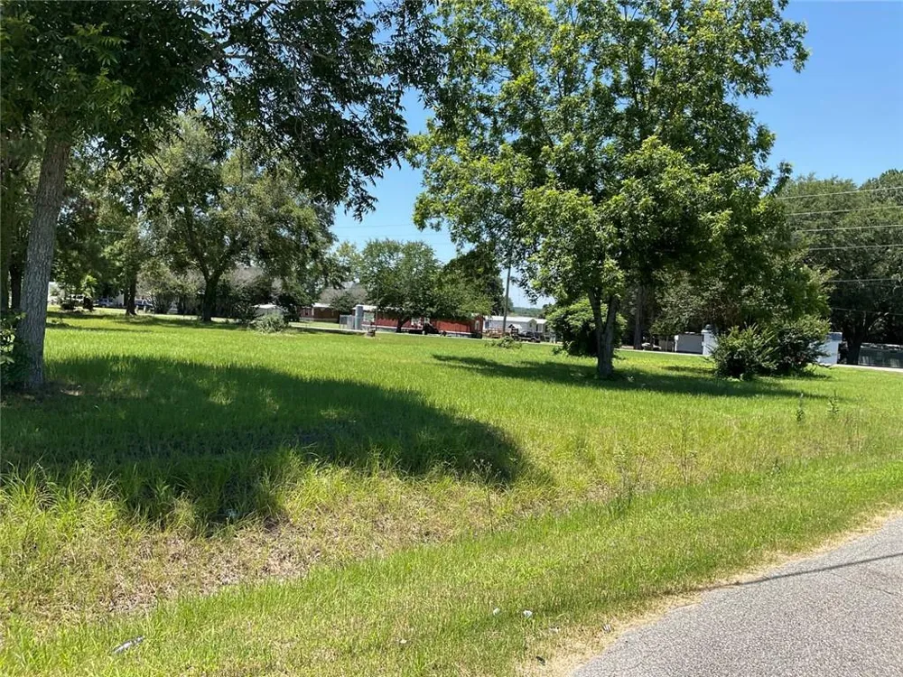 712 Sumner Road Moultrie, GA 31768
