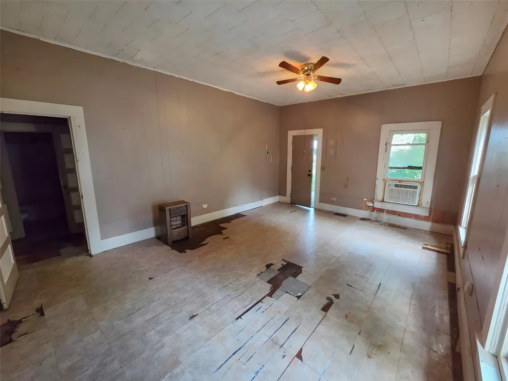 416 Sycamore Street Grapeland, TX 75844
