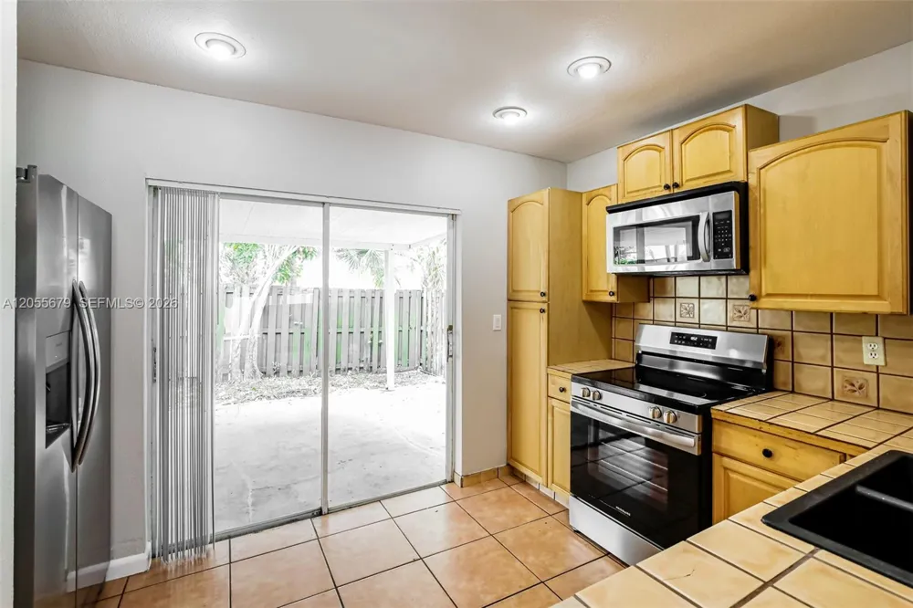 10352 SW 208th Ln Cutler Bay, FL 33189