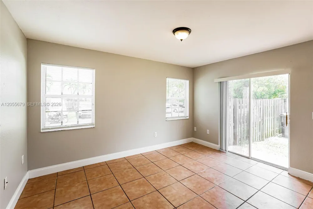 10352 SW 208th Ln Cutler Bay, FL 33189