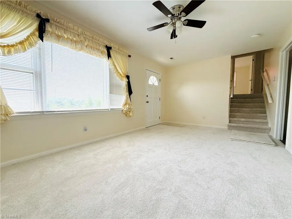 549 Ararat Hwy Ararat, VA 24053