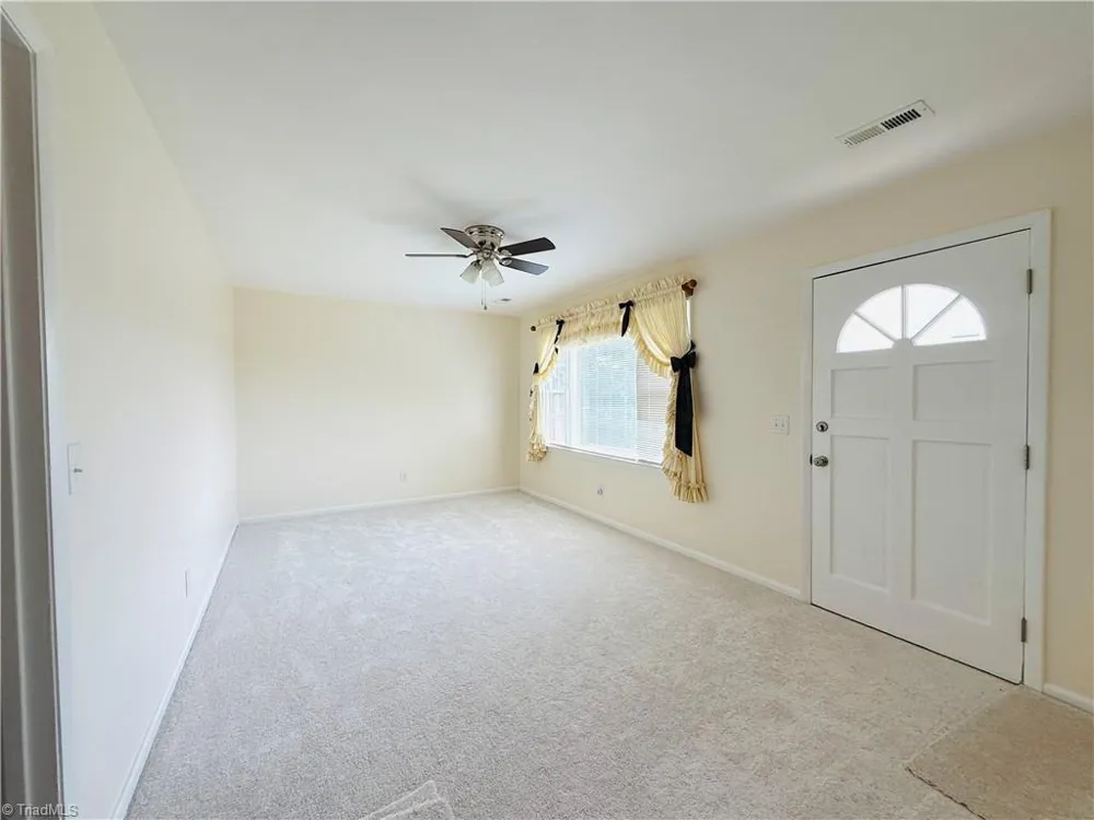 549 Ararat Hwy Ararat, VA 24053