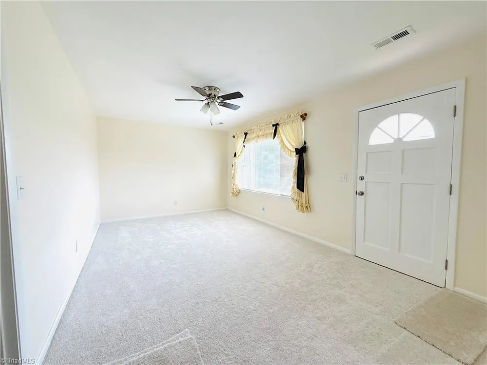 549 Ararat Hwy Ararat, VA 24053