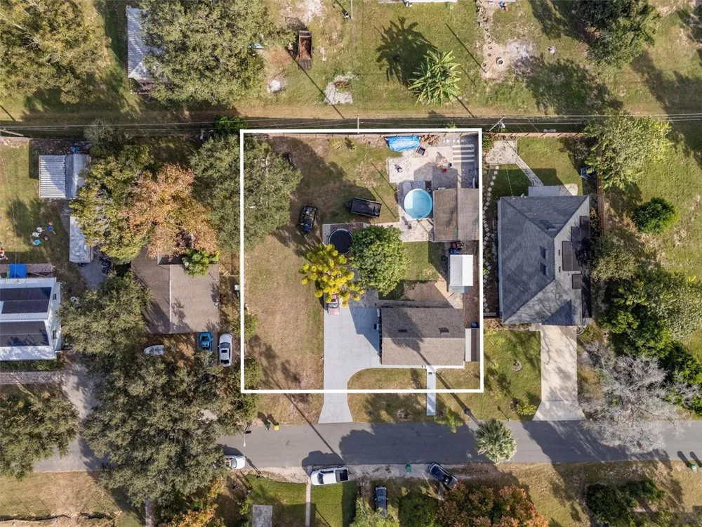 513 5TH STREET Dundee, FL 33838