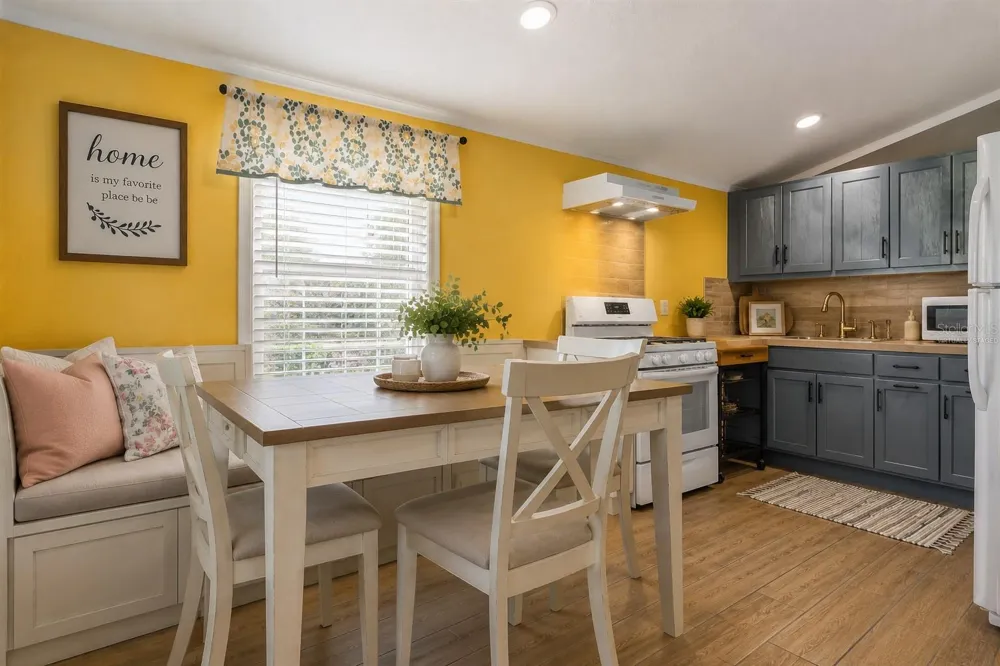 513 5TH STREET Dundee, FL 33838