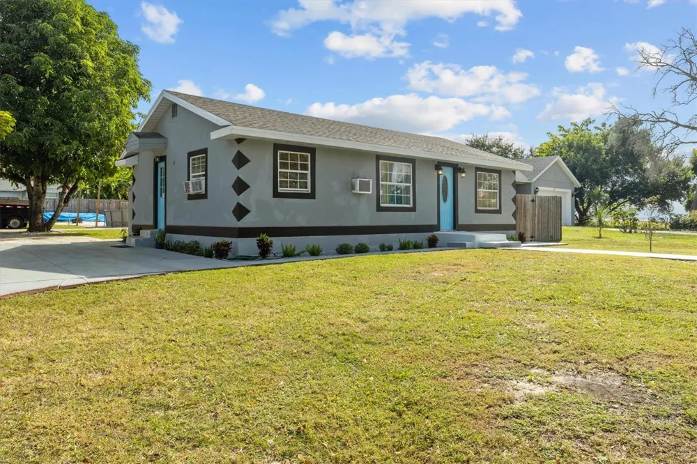 513 5TH STREET Dundee, FL 33838