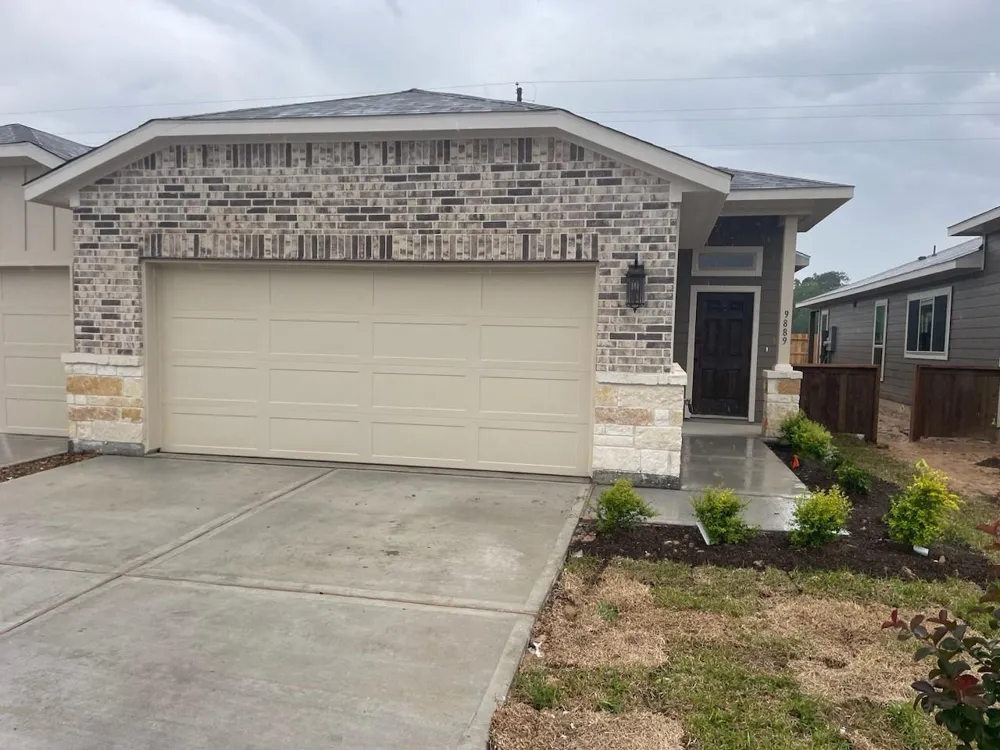 9889 Grosbeak Lane Magnolia, TX 77354