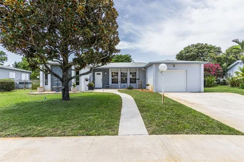 5309 SW 8th Ct