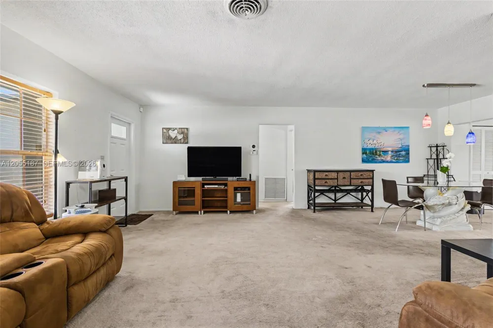 5309 SW 8th Ct Margate, FL 33068