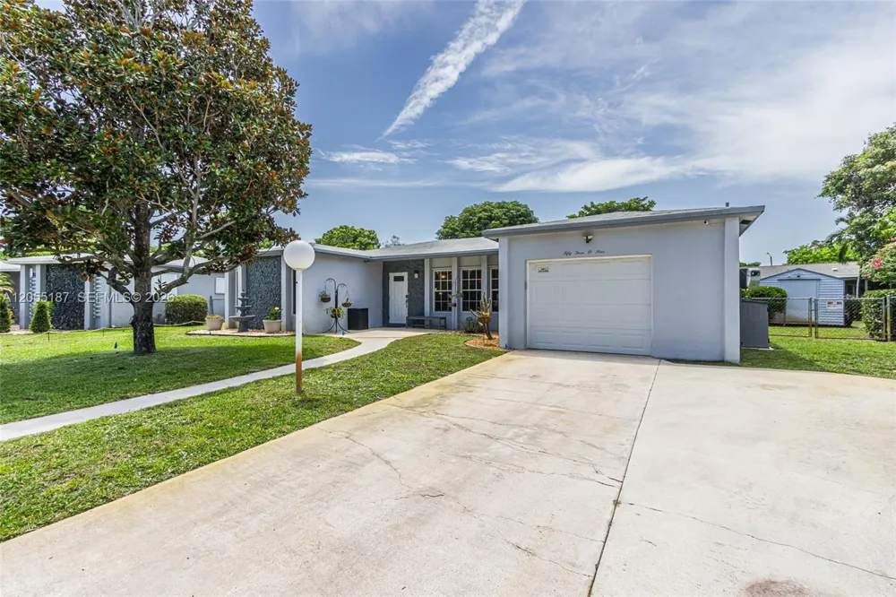 5309 SW 8th Ct Margate, FL 33068