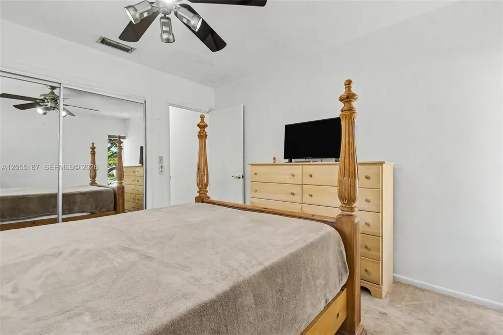 5309 SW 8th Ct Margate, FL 33068