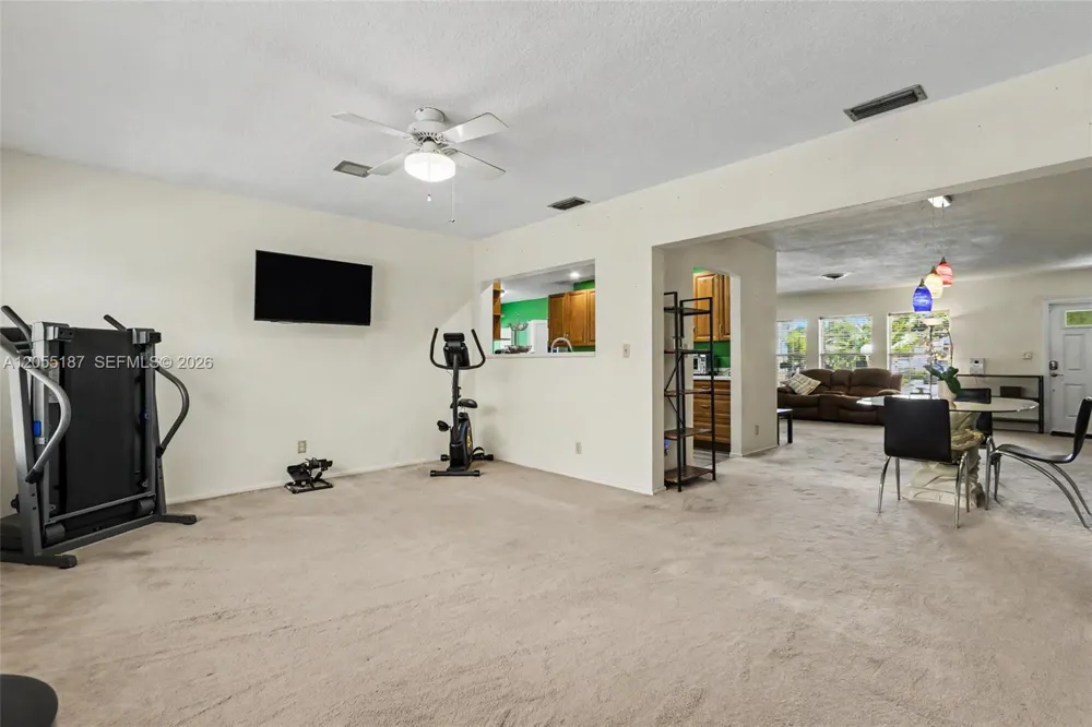 5309 SW 8th Ct Margate, FL 33068