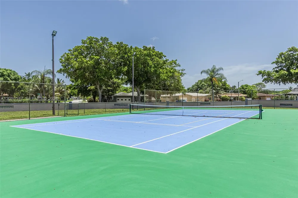 5309 SW 8th Ct Margate, FL 33068