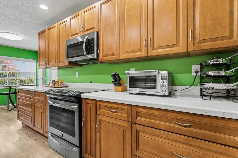 5309 SW 8th Ct Margate, FL 33068