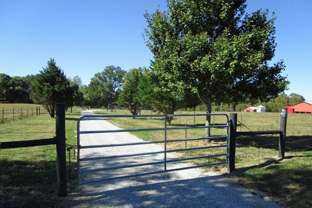 144 Mary Adams Rd Franklin, KY 42134