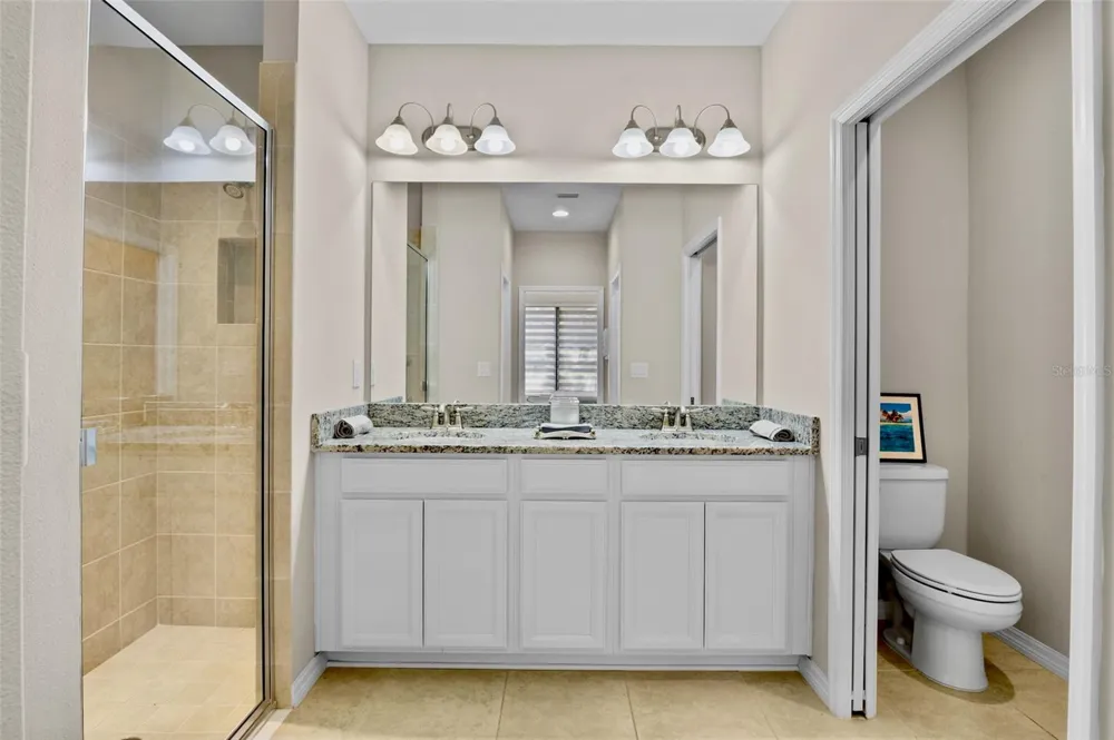 5425 CICERONE STREET #103 Sarasota, FL 34238