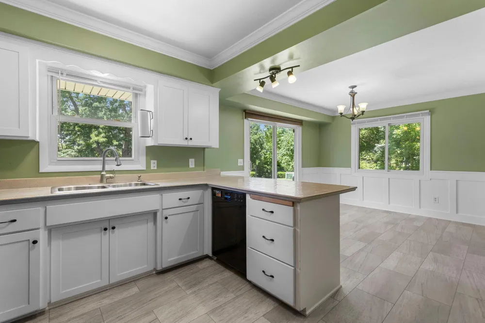 13000 James Avenue S Burnsville, MN 55337