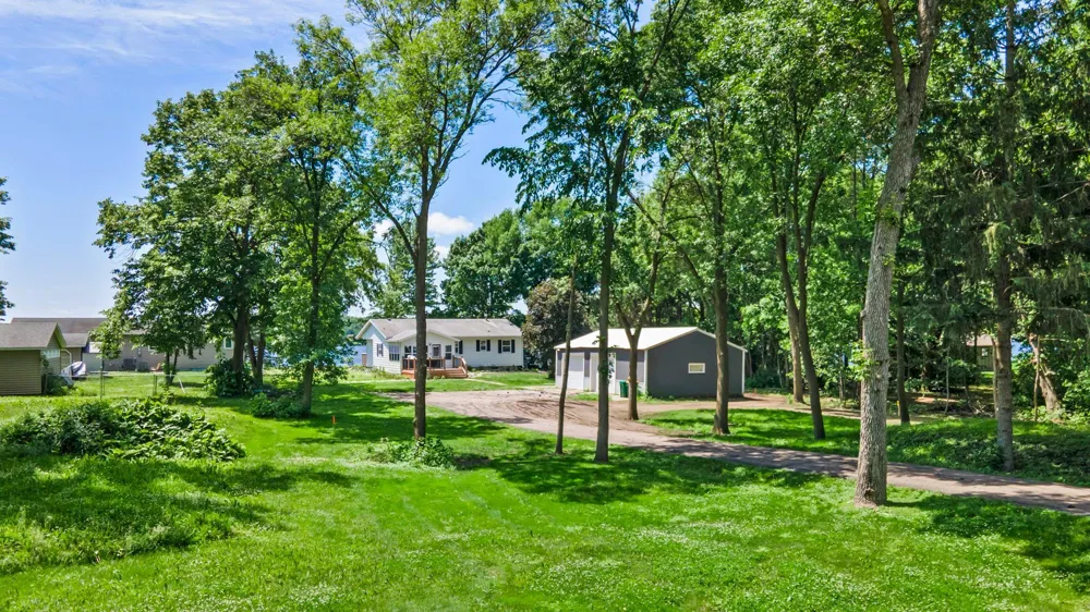 11383 Alcott Drive Sauk Centre, MN 56378