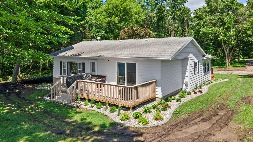 11383 Alcott Drive Sauk Centre, MN 56378