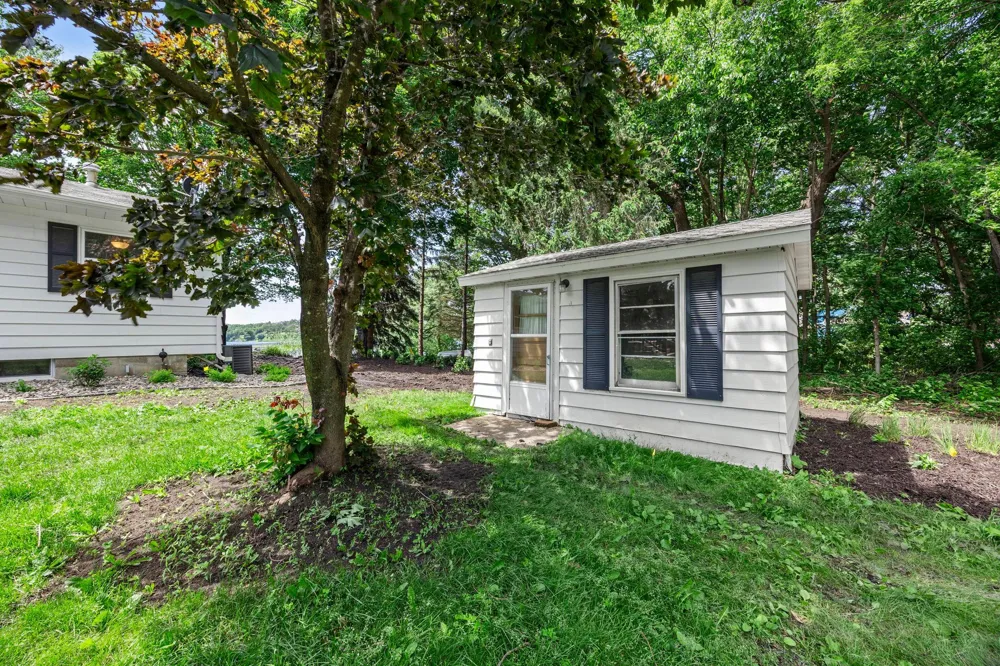 11383 Alcott Drive Sauk Centre, MN 56378
