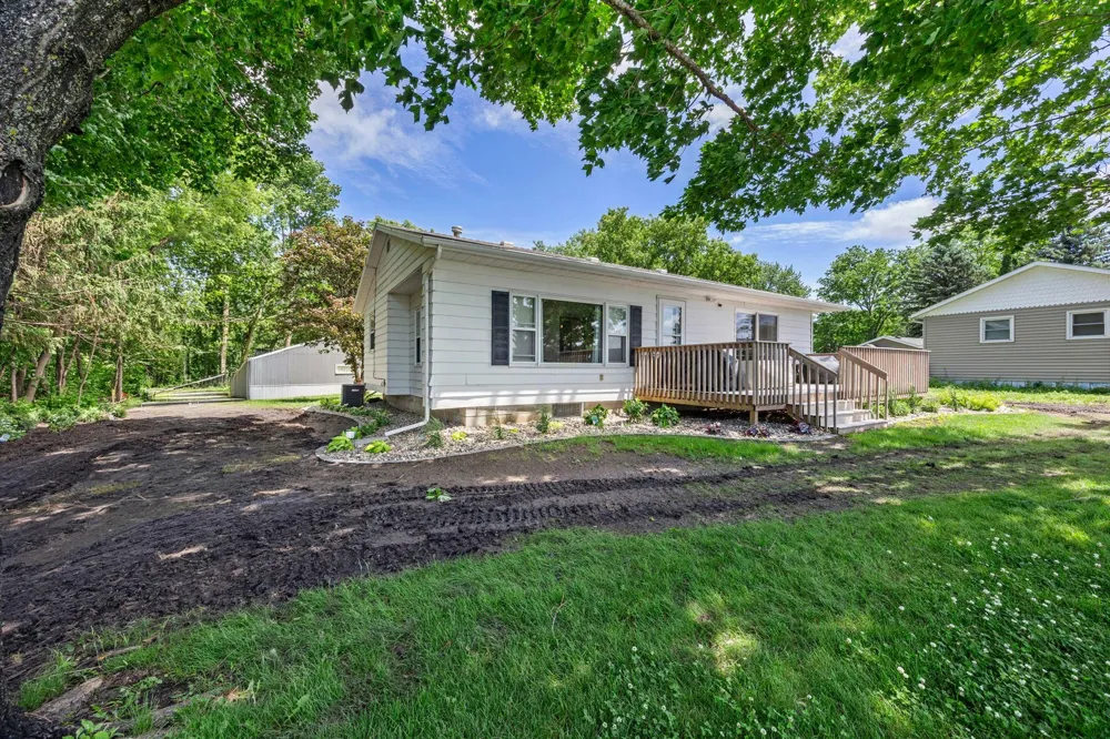11383 Alcott Drive Sauk Centre, MN 56378