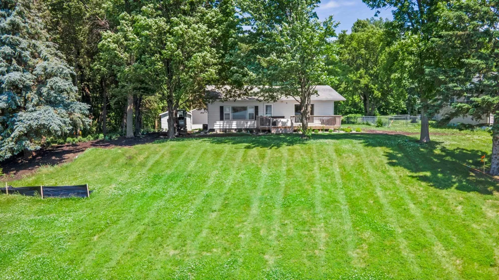 11383 Alcott Drive Sauk Centre, MN 56378